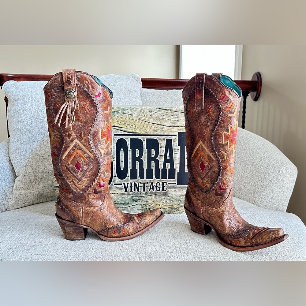 Corral Vintage Boots Aztec southwestern 7
